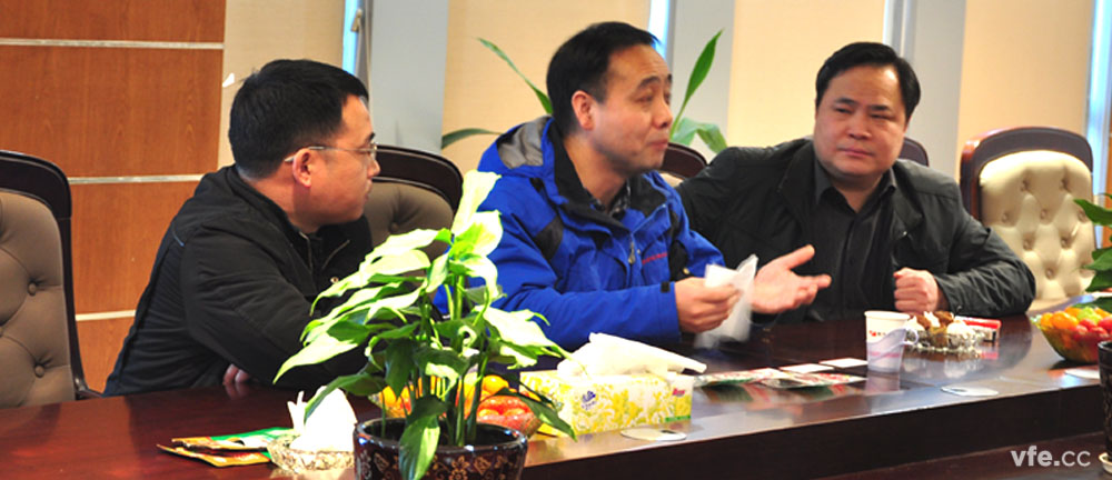 全國電磁計量技術(shù)委員會邵海明秘書長在湖南省計量檢測研究院李慶先副院長的陪同下，蒞臨銀河電氣指導(dǎo)工作