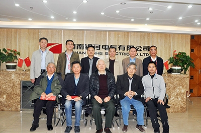我國(guó)仿真專(zhuān)家黃柯棣教授一行來(lái)銀河電氣考察交流